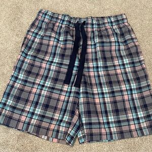 Izod Men's Plaid Sleep Shorts with pockets size large